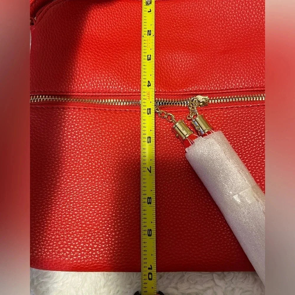 Deluxity Los Angeles Red Women Crossbody Messenger New with tags. - Picture 14 of 14